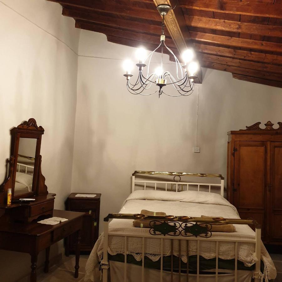 Vasilopoulos House Tochni Bagian luar foto