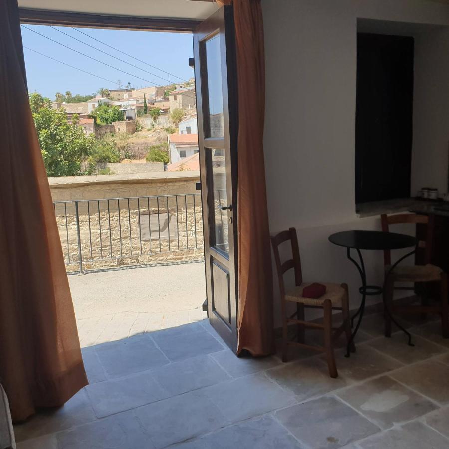 Vasilopoulos House Tochni Bagian luar foto