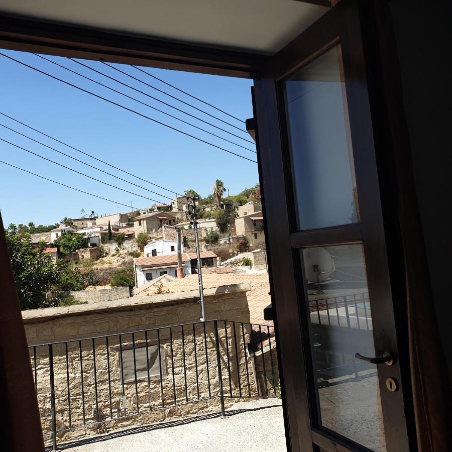 Vasilopoulos House Tochni Bagian luar foto